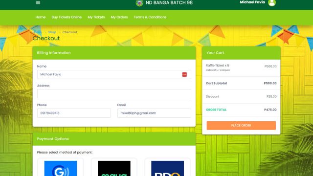 Checkout page where customers finalize their orders and select from payment methods configured in the app's backend.